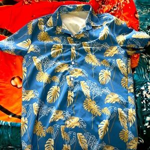 Blue shirt with floral design in gold, size M